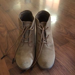 Toms Lunata Lace up Bootie Wheat Suede Size 8